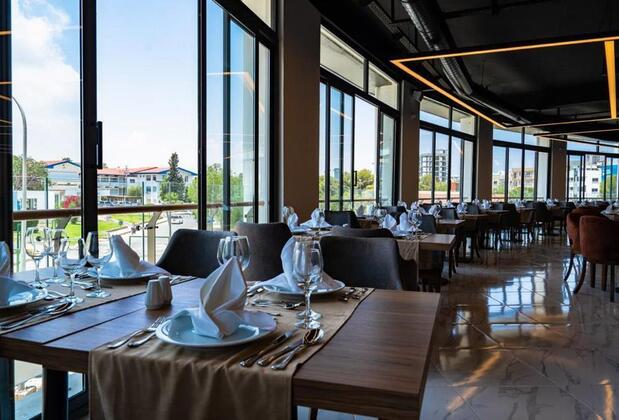 Novel Center Poınt Inn Hotel - Görsel 16