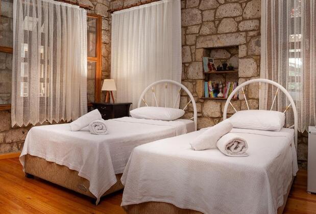 Flores Hotel Alaçatı - Görsel 3