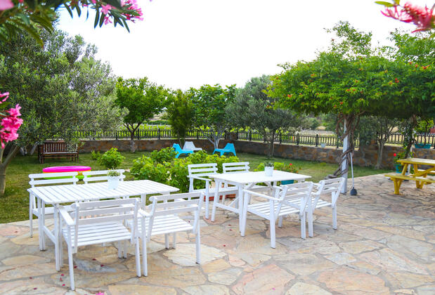 Destina Bade Bozcaada - Görsel 3