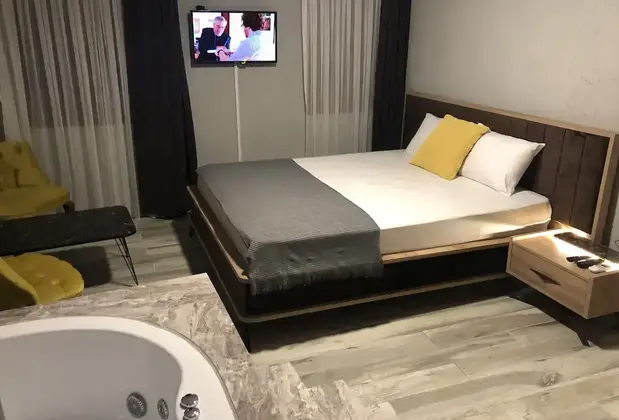 Martin Suit - Görsel 4