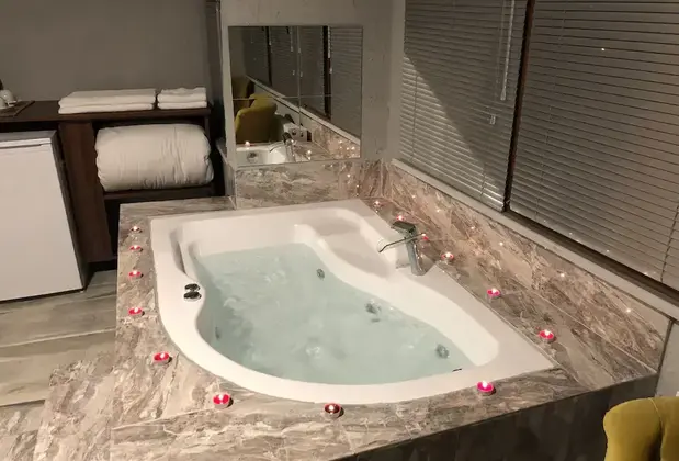 Martin Suit - Görsel 15