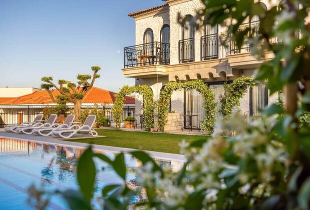 Cemal Alaçatı Butik Hotel - Görsel 6