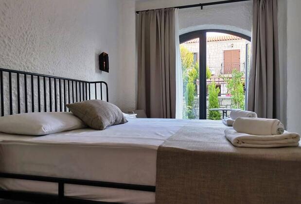 Cemal Alaçatı Butik Hotel - Görsel 12