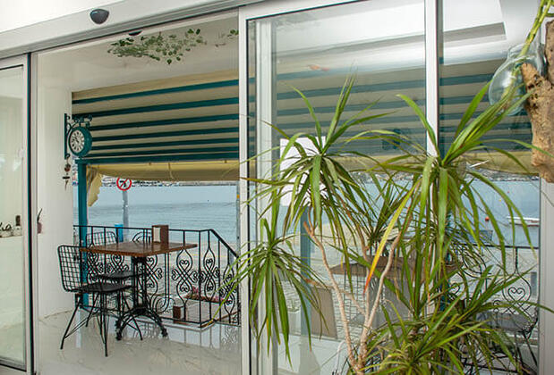 Midilli Konak Foça - Görsel 5