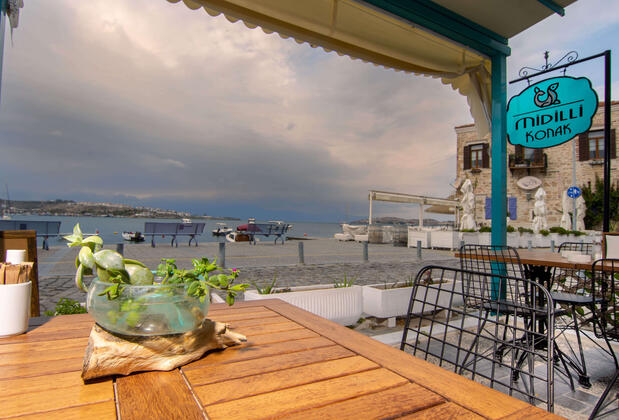 Midilli Konak Foça - Görsel 14