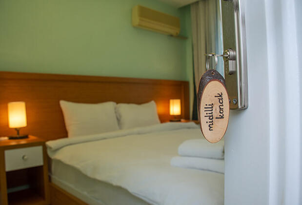 Midilli Konak Foça - Görsel 11