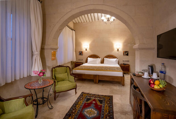 Peristyle Cave Cappadocia - Görsel 15