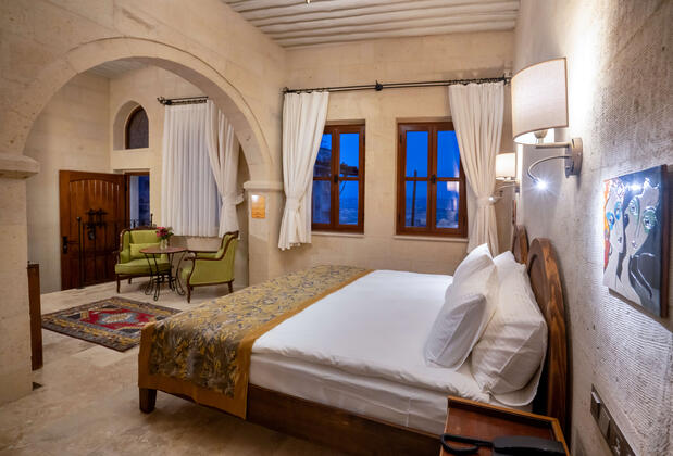 Peristyle Cave Cappadocia - Görsel 17