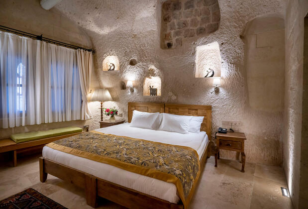 Peristyle Cave Cappadocia - Görsel 18