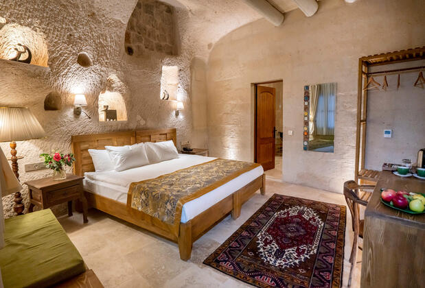 Peristyle Cave Cappadocia - Görsel 16