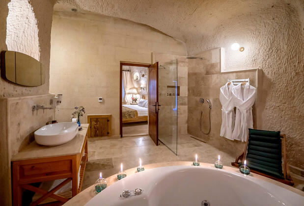 Peristyle Cave Cappadocia - Görsel 8