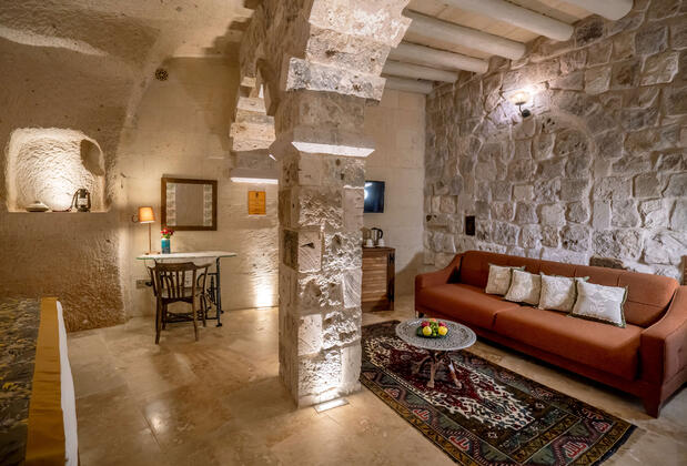 Peristyle Cave Cappadocia - Görsel 19