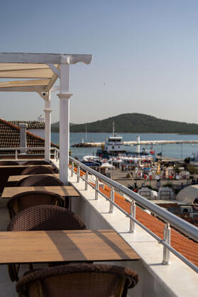  Ferahi Evler Cunda Otel - Görsel 10