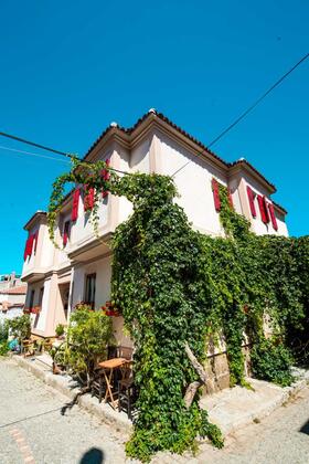 Biz Otel Bozcaada - Görsel 3