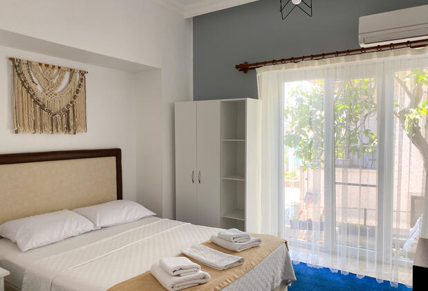 Lacivert Otel Ayvalık - Görsel 11