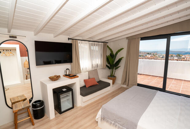 Ajlan Oia Otel - Görsel 37