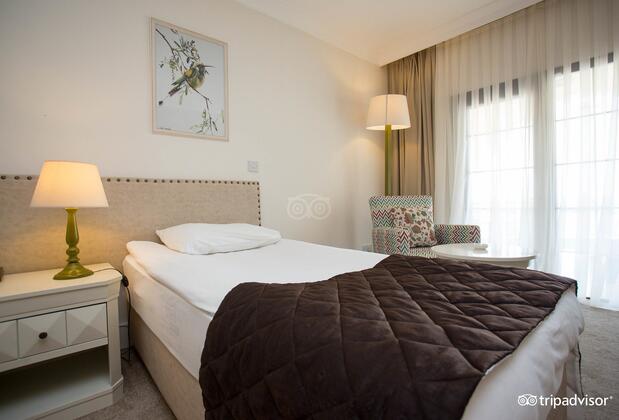 Bellapais Monastery Village - Görsel 7