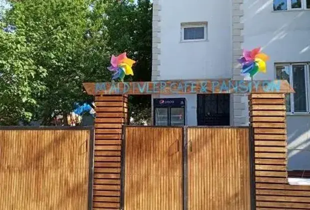 Maldivler Cafe Pansiyon - Görsel 3