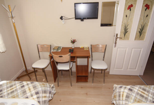 Sarı Pansiyon - Görsel 5