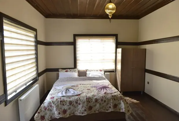 Konak Butik Otel Kıyıköy Papazın Evi - Görsel 5