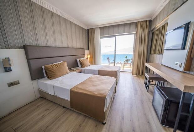 Point Beach Marmaris - Görsel 10