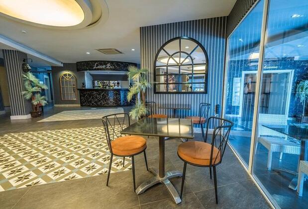 Point Beach Marmaris - Görsel 4