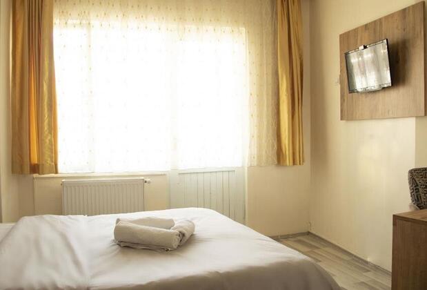 Parlak Otel - Görsel 4