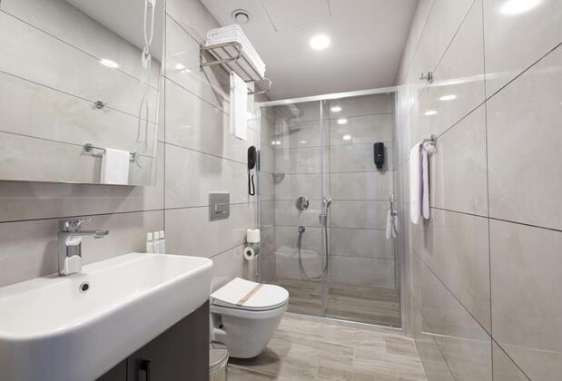 Nova Vista Deluxe Suites Hotel - Görsel 6