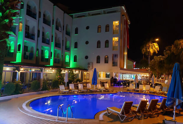 Astoria Beach Hotel - Görsel 3