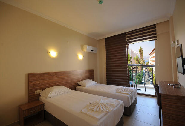 Astoria Beach Hotel - Görsel 7