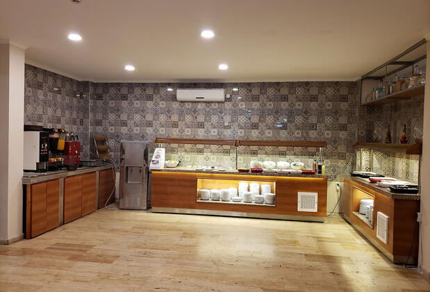 Astoria Beach Hotel - Görsel 15