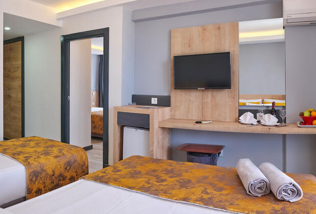 Clover Magic Park Side Hotel - Görsel 11