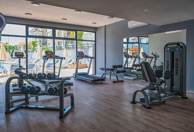 Clover Magic Park Side Hotel - Görsel 18