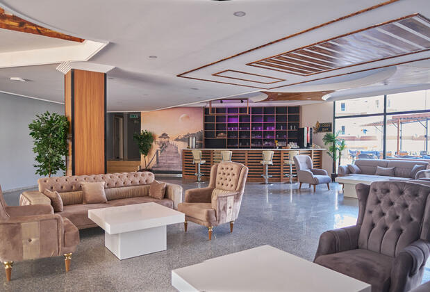 Clover Magic Park Side Hotel - Görsel 9