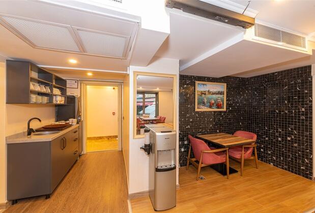 Almadina Hotel İstanbul - Görsel 22