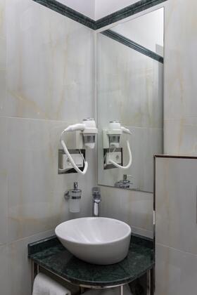 Şirinhan Hotel İstanbul - Görsel 13