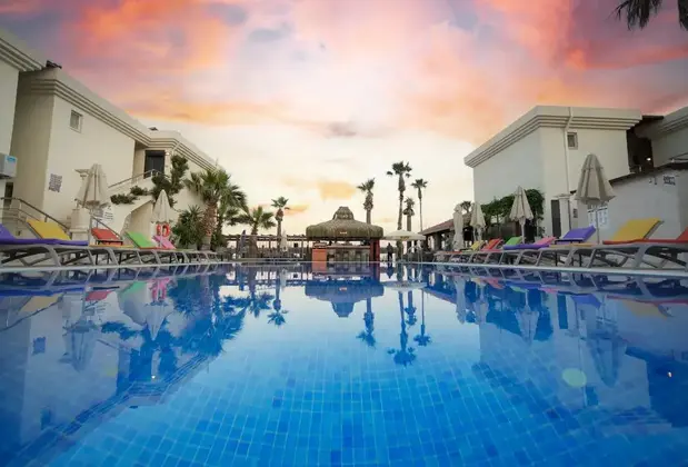 Zuzuu Beach Hotel - Görsel 3