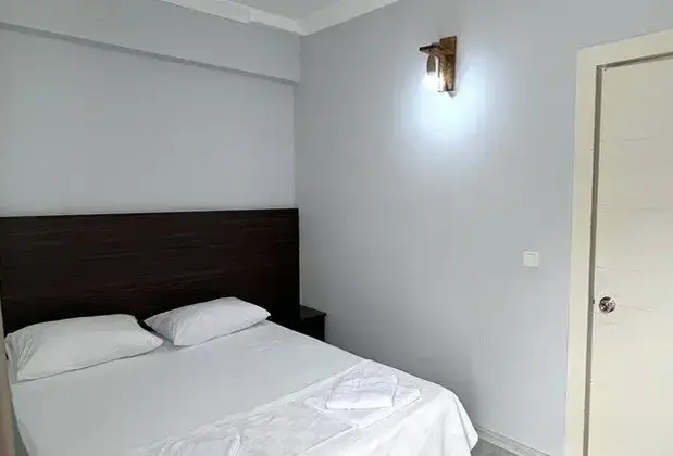 Moon Light Family - Görsel 3