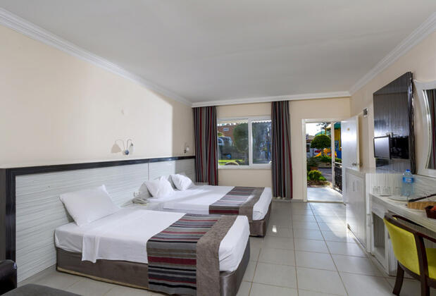 Mediterranean Breeze Hotel - Görsel 11