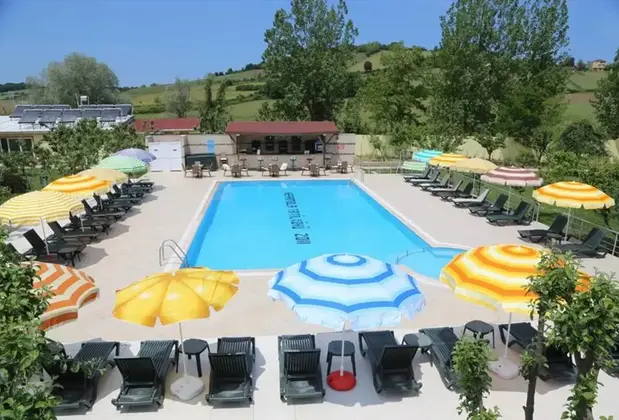 Sinopsis Resort Otel - Görsel 6