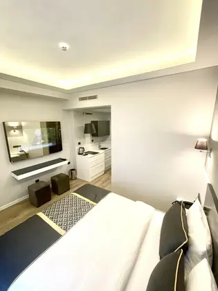 Riva Hotel Alsancak - Görsel 4