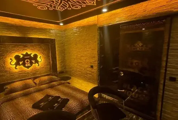 Black House - Görsel 6