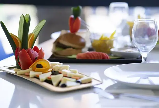 Kupala Beach Hotel - Görsel 9