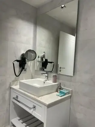 Dubh Linn Hotel Çeşme - Görsel 11