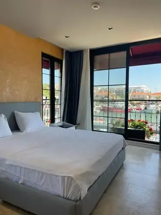 Dubh Linn Hotel Çeşme - Görsel 8