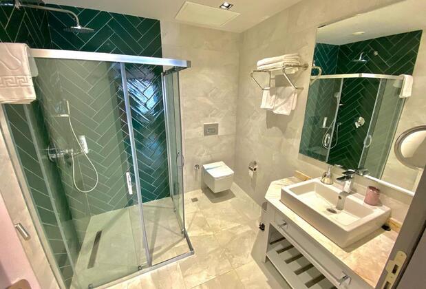 Dubh Linn Hotel Çeşme - Görsel 13