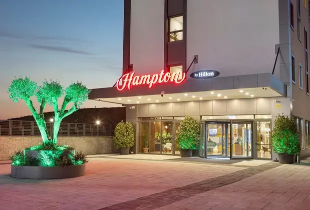 Hampton by Hilton İstanbul Arnavutköy - Görsel 3