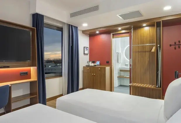 Hampton by Hilton İstanbul Arnavutköy - Görsel 8