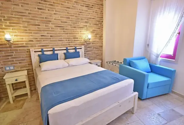 Neo Hotel Bozcaada (15+ Yetişkin Oteli) - Görsel 7