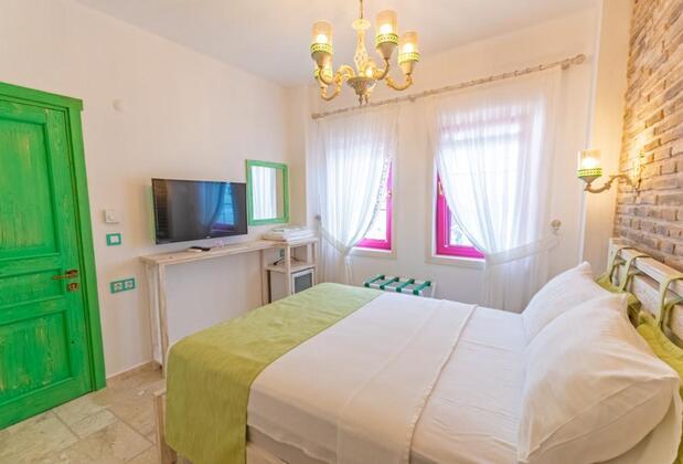 Neo Hotel Bozcaada (15+ Yetişkin Oteli) - Görsel 8